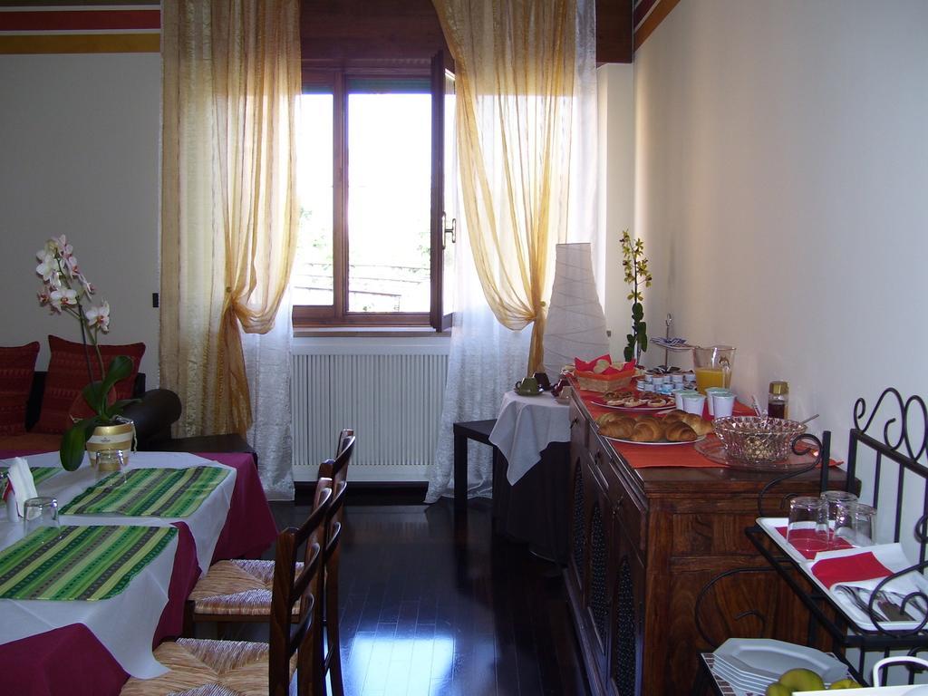 La Boheme Panzió Verona Kültér fotó